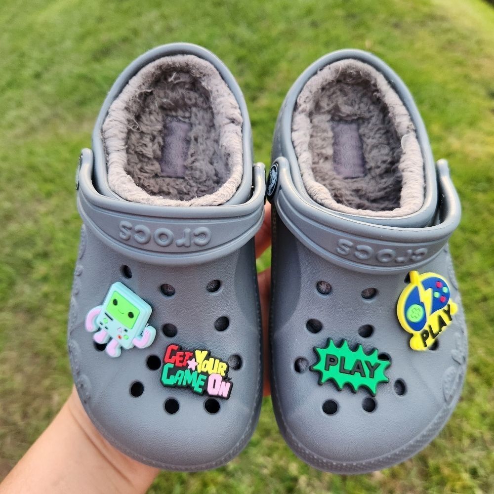 Crocs Kids Classic Baya Gray Lined Dual Clogs Charms Included Size C10 4-5 Years - Picture 5 of 15